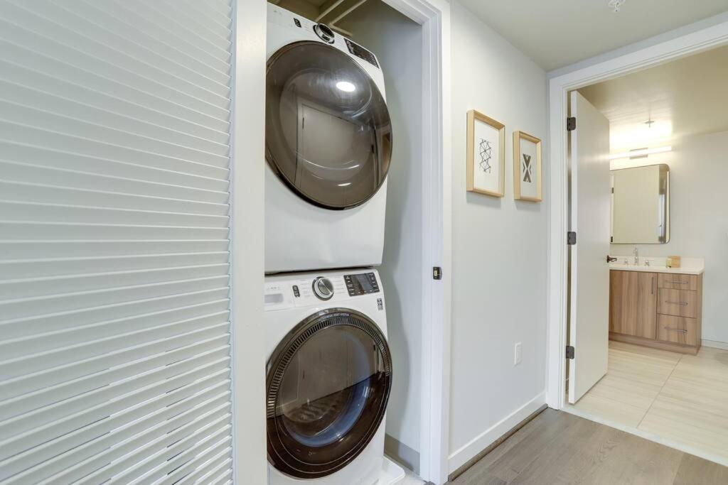 Gorgeous 1 Bedroom At Clarendon With Gym And Rooftop Arlington Exterior photo